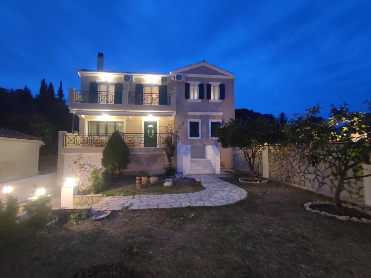Villa-Ruby Lygia  Exterior photo